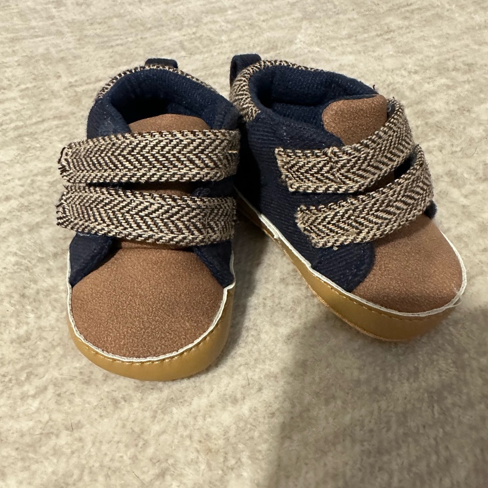 Size 3-6 shoes